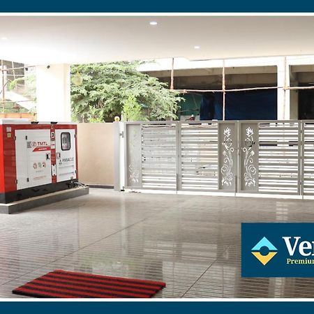 Vennela Hotel Apartments Bangalore Buitenkant foto
